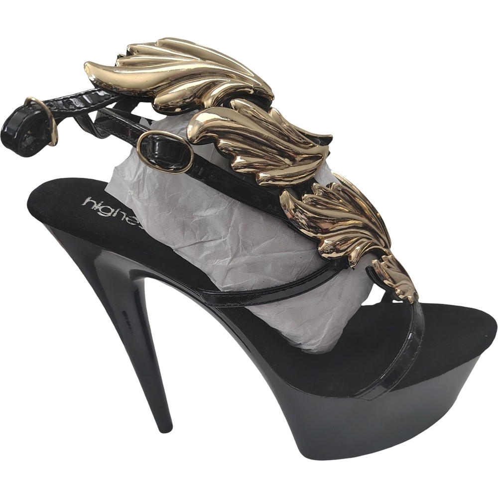 Elegant Black and Gold Wings Platform Heels NWT Size 10 NWOT - Picture 3 of 8
